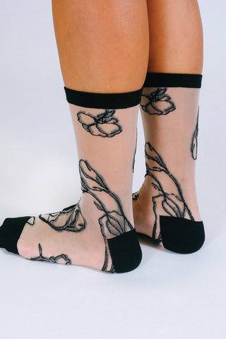 Flower Sheer Ankle Sock: Nude