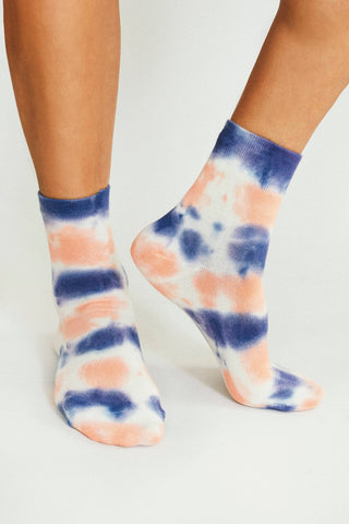Trippy Tie Dye Ankle Sock: Yellow
