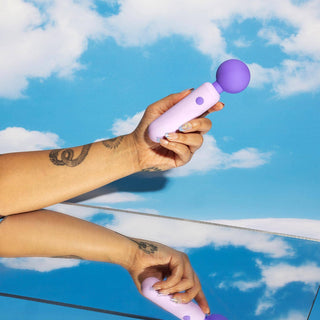Unbound Dex Compact Wand Vibrator: Cerulean / Aqua