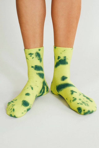 Trippy Tie Dye Ankle Sock: Yellow