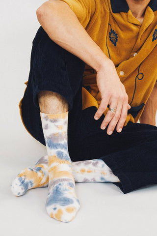 Trippy Crew Socks: Caramel