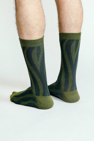 Groove Knit Dress Crew Sock: Black